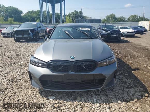 ✅ 2024 BMW 3 Series M340i xDrive • VIN: 3MW49FF07R8E04074 • Lot: 64694255. Wystawiony na Copart z przebiegiem Nie podano. Bezpłatny archiwum sprzedaży aukcyjnych z USA i szczegółowy raport historii pojazdu na DreamBid. Zdjęcie 5.