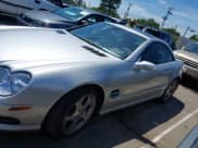 ✅ 2005 Mercedes-Benz SL 500 • VIN: WDBSK75F55F098924 • Lot: 42215237. Wystawiony na IAAI z przebiegiem 211 102 mil. Bezpłatny archiwum sprzedaży aukcyjnych z USA i szczegółowy raport historii pojazdu na DreamBid. Zdjęcie 14.