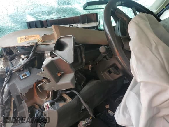 ✅ 2013 GMC Sierra 1500 SLE • VIN: 1GTR1VE08DZ323594 • Lot: 55720585. Wystawiony na Copart z przebiegiem Nie podano. Bezpłatny archiwum sprzedaży aukcyjnych z USA i szczegółowy raport historii pojazdu na DreamBid. Zdjęcie 8.