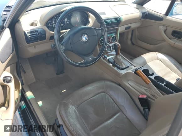✅ 2002 BMW Z3 2.5 • VIN: 4USCN33482LM05114 • Лот: 62191605. Опубликован ранее на Copart с пробегом 116 165 миль. Бесплатный доступ к архиву аукционных продаж из США и подробный отчёт об истории автомобиля на DreamBid. Изображение 8.