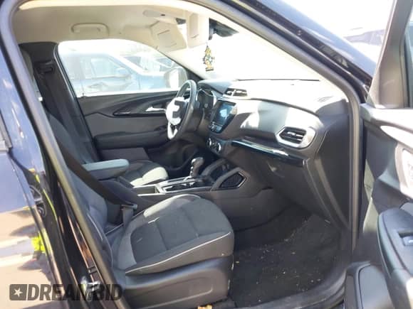 2023 Chevrolet TrailBlazer LT с VIN KL79MPSL5PB004374, выставлен на аукционе IAAI как лот 43187532 с пробегом 44 516 миль миль и . История ставок и продаж доступна на DreamBid. Изображение 5.