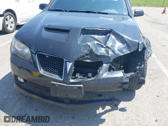 ✅ 2009 Pontiac G8 • VIN: 6G2ER57719L171886 • Лот: 42966197. Опубликован ранее на IAAI с пробегом 189 429 миль. Бесплатный доступ к архиву аукционных продаж из США и подробный отчёт об истории автомобиля на DreamBid. Изображение 6.