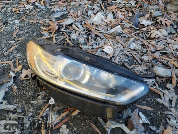 ✅ 2016 Ford Fusion SE • VIN: 3FA6P0H75GR338467 • Lot: 82615204. Wystawiony na Copart z przebiegiem 197 319 mil. Bezpłatny archiwum sprzedaży aukcyjnych z USA i szczegółowy raport historii pojazdu na DreamBid. Zdjęcie 12.