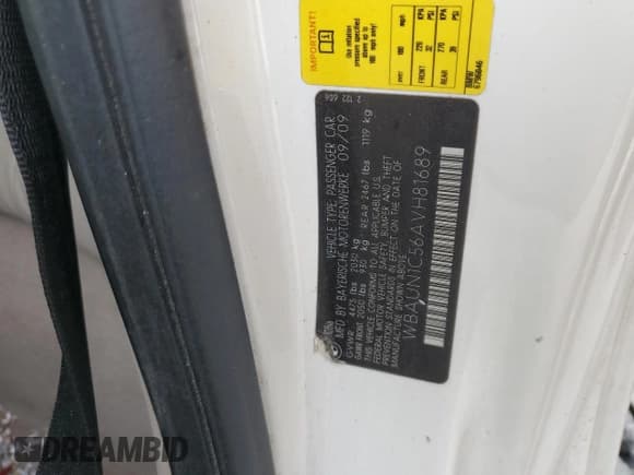 ✅ 2010 BMW 1 Series 128i • VIN: WBAUN1C56AVH81689 • Lot: 51291105. Listed on Copart with Not provided. Free auction sales archive from the USA and detailed vehicle history report at DreamBid. Image 12.