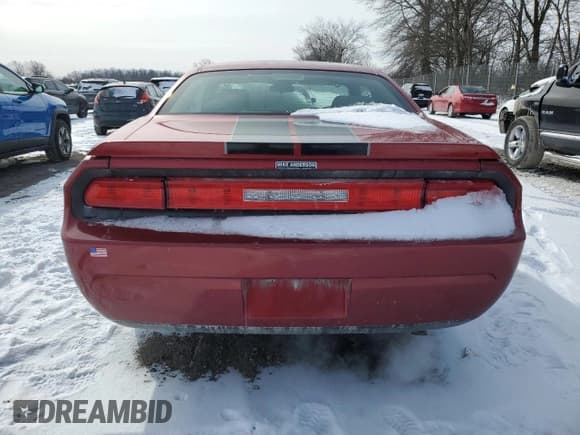 ✅ 2010 Dodge Challenger SE • VIN: 2B3CJ4DV8AH144675 • Lot: 45010765. Wystawiony na Copart z przebiegiem 133 594 mil. Bezpłatny archiwum sprzedaży aukcyjnych z USA i szczegółowy raport historii pojazdu na DreamBid. Zdjęcie 6.