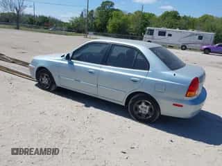 2005 Hyundai Accent GLS с VIN KMHCG45C55U614718, выставлен на аукционе IAAI как лот 41787587 с пробегом 135 448 миль миль и . История ставок и продаж доступна на DreamBid. Изображение 3.