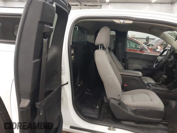 ✅ 2018 Chevrolet Colorado 4WD Work Truck • VIN: 1GCHTBEN1J1215165 • Lot: 43143598. Listed on IAAI with 185,503 mi. Free auction sales archive from the USA and detailed vehicle history report at DreamBid. Image 8.