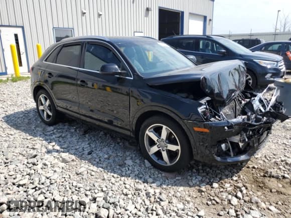 ✅ 2015 Audi Q3 Prestige • VIN: WA1GFCFS4FR011931 • Лот: 66250425. Опубликован ранее на Copart с пробегом 125 912 миль. Бесплатный доступ к архиву аукционных продаж из США и подробный отчёт об истории автомобиля на DreamBid. Изображение 4.