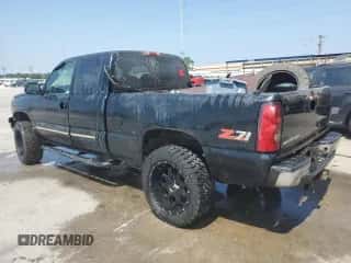 2006 Chevrolet Silverado 1500 LS z VIN 1GCEK19V36Z232083, wystawiony jako Copart lot #67372024 z przebiegiem Nie podano mil oraz Szkoda całkowita • Salvage title. Historia ofert i sprzedaży dostępna na DreamBid. Obrazek 2.