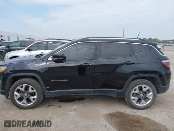✅ 2018 Jeep Compass Limited • VIN: 3C4NJDCB6JT199292 • Lot: 43076181. Listed on IAAI with 134,109 mi. Free auction sales archive from the USA and detailed vehicle history report at DreamBid. Image 14.