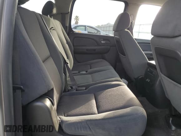 ✅ 2009 Chevrolet Suburban 1LT • VIN: 1GNFK26329R287777 • Lot: 77907904. Wystawiony na Copart z przebiegiem 171 604 mil. Bezpłatny archiwum sprzedaży aukcyjnych z USA i szczegółowy raport historii pojazdu na DreamBid. Zdjęcie 10.