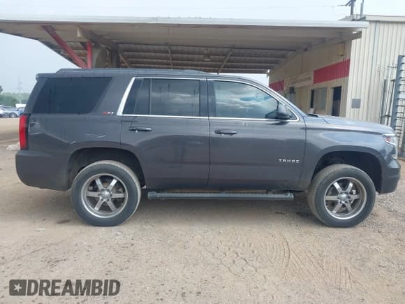 ✅ 2017 Chevrolet Tahoe LT • VIN: 1GNSKBKC1HR193229 • Lot: 43275962. Listed on IAAI with 132,581 mi. Free auction sales archive from the USA and detailed vehicle history report at DreamBid. Image 13.