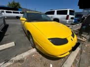 ✅ 2001 Saturn SC • VIN: 1G8ZY12771Z105142 • Лот: 67220545. Опубликован ранее на Copart с пробегом 166 396 миль. Бесплатный доступ к архиву аукционных продаж из США и подробный отчёт об истории автомобиля на DreamBid. Изображение 1.