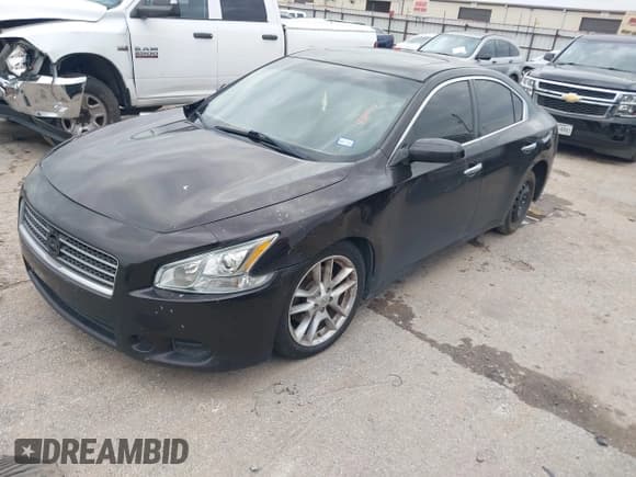 ✅ 2014 Nissan Maxima S • VIN: 1N4AA5AP8EC492668 • Lot: 43880468. Listed on IAAI with 209,091 mi. Free auction sales archive from the USA and detailed vehicle history report at DreamBid. Image 2.