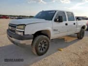 ✅ 2005 Chevrolet Silverado 2500HD LS • VIN: 1GCHK23275F936725 • Lot: 80801935. Listed on Copart with 253,563 mi. Free auction sales archive from the USA and detailed vehicle history report at DreamBid. Image 1.
