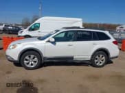 ✅ 2010 Subaru Outback Premium • VIN: 4S4BRCGCXA1349352 • Lot: 42108266. Listed on IAAI with Not provided. Free auction sales archive from the USA and detailed vehicle history report at DreamBid. Image 14.