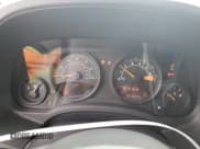 ✅ 2015 Jeep Patriot Altitude • VIN: 1C4NJRBB9FD357572 • Lot: 68550845. Wystawiony na Copart z przebiegiem 95 304 mil. Bezpłatny archiwum sprzedaży aukcyjnych z USA i szczegółowy raport historii pojazdu na DreamBid. Zdjęcie 9.