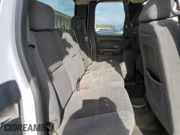 ✅ 2007 Chevrolet Silverado 2500HD Work Truck • VIN: 1GCHK29K77E554985 • Lot: 86100185. Wystawiony na Copart z przebiegiem 314 569 mil. Bezpłatny archiwum sprzedaży aukcyjnych z USA i szczegółowy raport historii pojazdu na DreamBid. Zdjęcie 10.