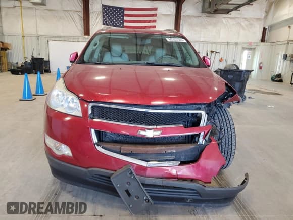 ✅ 2012 Chevrolet Traverse 2LT • VIN: 1GNKVJED5CJ108910 • Lot: 90337945. Wystawiony na Copart z przebiegiem 175 108 mil. Bezpłatny archiwum sprzedaży aukcyjnych z USA i szczegółowy raport historii pojazdu na DreamBid. Zdjęcie 5.