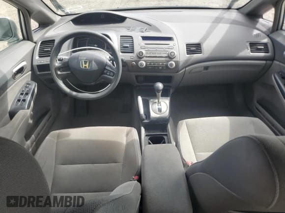 ✅ 2007 Honda Civic LX • VIN: 1HGFA16597L043701 • Лот: 81075755. Опубликован ранее на Copart с пробегом 166 153 миль. Бесплатный доступ к архиву аукционных продаж из США и подробный отчёт об истории автомобиля на DreamBid. Изображение 8.