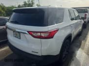 ✅ 2021 Chevrolet Traverse LS • VIN: 1GNERFKW0MJ265203 • Lot: 42849701. Wystawiony na IAAI z przebiegiem 76 213 mil. Bezpłatny archiwum sprzedaży aukcyjnych z USA i szczegółowy raport historii pojazdu na DreamBid. Zdjęcie 1.