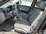 2007 Dodge Dakota SLT z VIN 1D7HW48K97S129325, wystawiony jako Copart lot #55304415 z przebiegiem 125 506 mil mil oraz Czysty tytuł • Clean title. Historia ofert i sprzedaży dostępna na DreamBid. Obrazek 7.