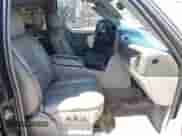 ✅ 2005 Chevrolet Suburban LT • VIN: 3GNGC26G85G249890 • Лот: 42348239. Опубликован ранее на IAAI с пробегом 185 416 миль. Бесплатный доступ к архиву аукционных продаж из США и подробный отчёт об истории автомобиля на DreamBid. Изображение 5.