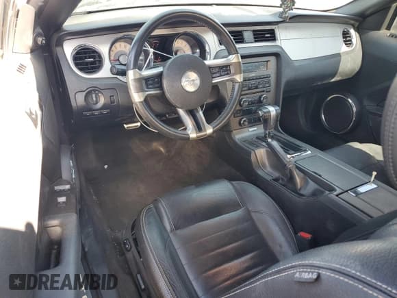 ✅ 2012 Ford Mustang Premium • VIN: 1ZVBP8EM5C5286771 • Lot: 89560665. Listed on Copart with 83,332 mi. Free auction sales archive from the USA and detailed vehicle history report at DreamBid. Image 8.