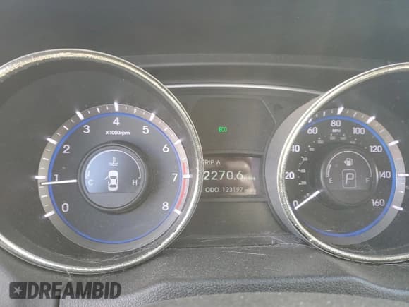 ✅ 2013 Hyundai Sonata GLS • VIN: 5NPEB4AC8DH696325 • Лот: 84906725. Опубликован ранее на Copart с пробегом 123 197 миль. Бесплатный доступ к архиву аукционных продаж из США и подробный отчёт об истории автомобиля на DreamBid. Изображение 9.