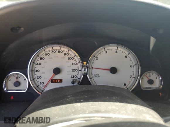 ✅ 2007 Saturn VUE V6 • VIN: 5GZCZ53467S832034 • Lot: 54935175. Wystawiony na Copart z przebiegiem 193 757 mil. Bezpłatny archiwum sprzedaży aukcyjnych z USA i szczegółowy raport historii pojazdu na DreamBid. Zdjęcie 9.