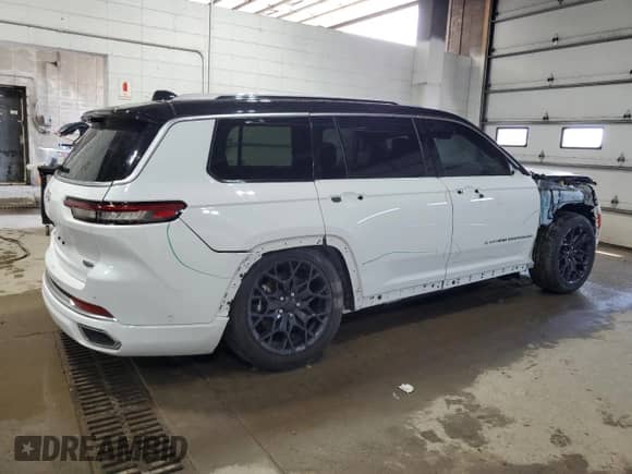 ✅ 2022 Jeep Grand Cherokee Summit Reserve • VIN: 1C4RJKET0N8533770 • Lot: 65520845. Listed on Copart with 48,039 mi. Free auction sales archive from the USA and detailed vehicle history report at DreamBid. Image 3.