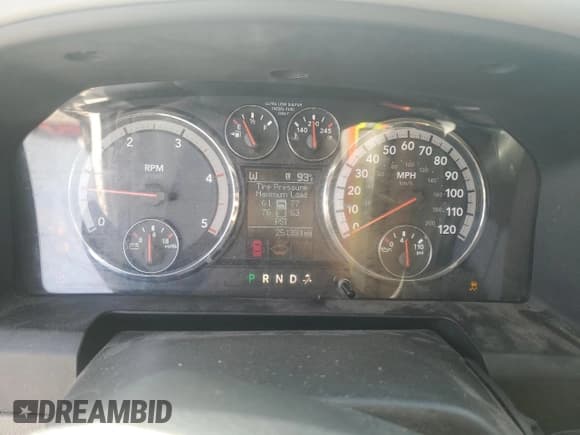 ✅ 2012 Ram 2500 Big Horn • VIN: 3C6UD5DL3CG326339 • Lot: 51711775. Wystawiony na Copart z przebiegiem 251 331 mil. Bezpłatny archiwum sprzedaży aukcyjnych z USA i szczegółowy raport historii pojazdu na DreamBid. Zdjęcie 8.