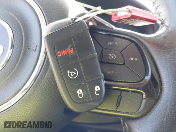 ✅ 2017 Jeep Renegade Latitude • VIN: ZACCJABB0HPG26653 • Lot: 43349795. Listed on IAAI with 102,901 mi. Free auction sales archive from the USA and detailed vehicle history report at DreamBid. Image 11.