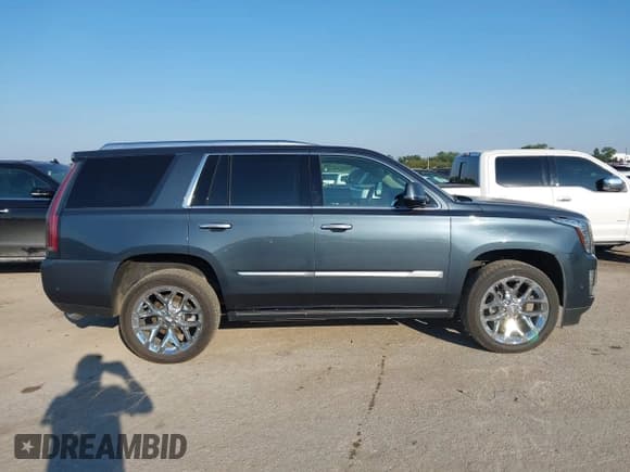 ✅ 2019 Cadillac Escalade Premium Luxury • VIN: 1GYS4CKJ4KR183416 • Лот: 43367780. Опубликован ранее на IAAI с пробегом 87 272 миль. Бесплатный доступ к архиву аукционных продаж из США и подробный отчёт об истории автомобиля на DreamBid. Изображение 13.