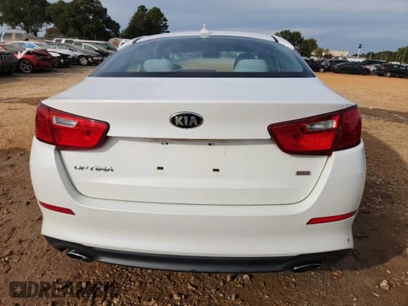 ✅ 2015 Kia Optima LX • VIN: KNAGM4A7XF5645754 • Лот: 89842165. Опубликован ранее на Copart с пробегом 99 899 миль. Бесплатный доступ к архиву аукционных продаж из США и подробный отчёт об истории автомобиля на DreamBid. Изображение 6.