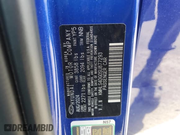 ✅ 2025 Hyundai Elantra SEL Convenience • VIN: KMHLS4DG0SU877293 • Lot: 82249575. Listed on Copart with 10,254 mi. Free auction sales archive from the USA and detailed vehicle history report at DreamBid. Image 12.