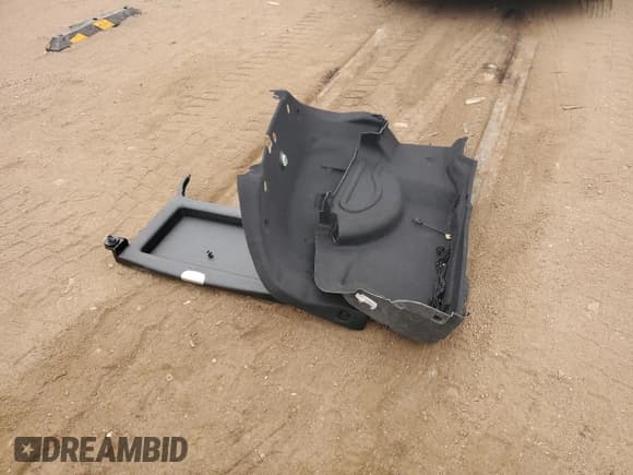 ✅ 2012 Mercedes-Benz CLS 550 • VIN: WDDLJ9BB1CA042307 • Lot: 93234495. Wystawiony na Copart z przebiegiem 82 593 mil. Bezpłatny archiwum sprzedaży aukcyjnych z USA i szczegółowy raport historii pojazdu na DreamBid. Zdjęcie 12.