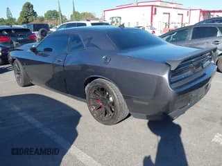 ✅ 2016 Dodge Challenger SRT Hellcat • VIN: 2C3CDZC93GH270902 • Lot: 43863546. Listed on IAAI with 33,410 mi. Free auction sales archive from the USA and detailed vehicle history report at DreamBid. Image 3.