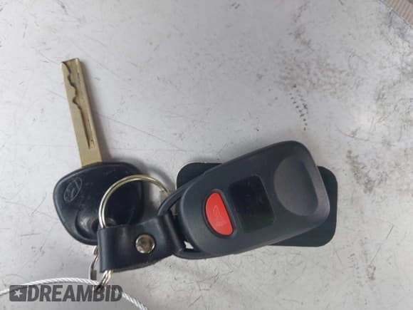 ✅ 2017 Hyundai Elantra SE • VIN: KMHD74LF5HU072543 • Lot: 42615949. Listed on IAAI with 56,047 mi. Free auction sales archive from the USA and detailed vehicle history report at DreamBid. Image 11.