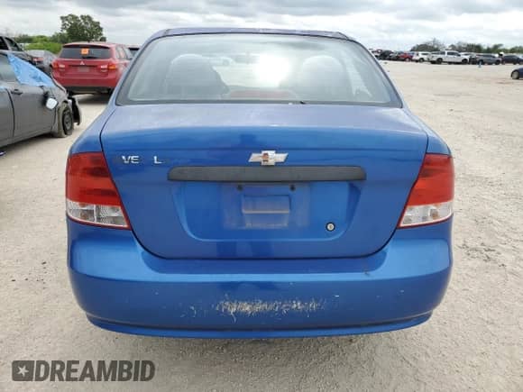 2005 Chevrolet Aveo SVM z VIN KL1TD52685B378523, wystawiony jako Copart lot #64851774 z przebiegiem 141 776 mil mil oraz Szkoda całkowita • Salvage title. Historia ofert i sprzedaży dostępna na DreamBid. Obrazek 6.