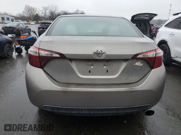 ✅ 2015 Toyota Corolla L • VIN: 2T1BURHE0FC231657 • Lot: 93374855. Listed on Copart with 120,084 mi. Free auction sales archive from the USA and detailed vehicle history report at DreamBid. Image 6.