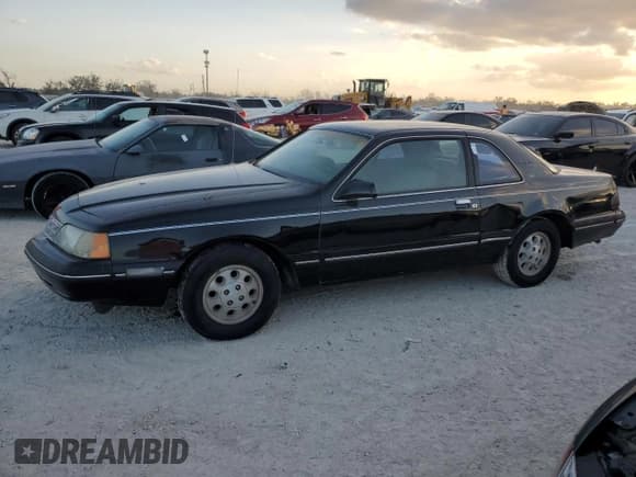 ✅ 1988 Ford Thunderbird • VIN: 1FABP60F9JH246775 • Lot: 77428264. Listed on Copart with Not provided. Free auction sales archive from the USA and detailed vehicle history report at DreamBid. Image 1.
