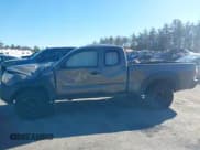 ✅ 2011 Toyota Tacoma • VIN: 5TFUX4EN9BX003093 • Lot: 41682893. Listed on IAAI with 152,979 mi. Free auction sales archive from the USA and detailed vehicle history report at DreamBid. Image 6.