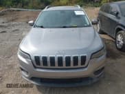 ✅ 2019 Jeep Cherokee Latitude • VIN: 1C4PJLCB7KD284961 • Lot: 43463203. Wystawiony na IAAI z przebiegiem 196 381 mil. Bezpłatny archiwum sprzedaży aukcyjnych z USA i szczegółowy raport historii pojazdu na DreamBid. Zdjęcie 12.