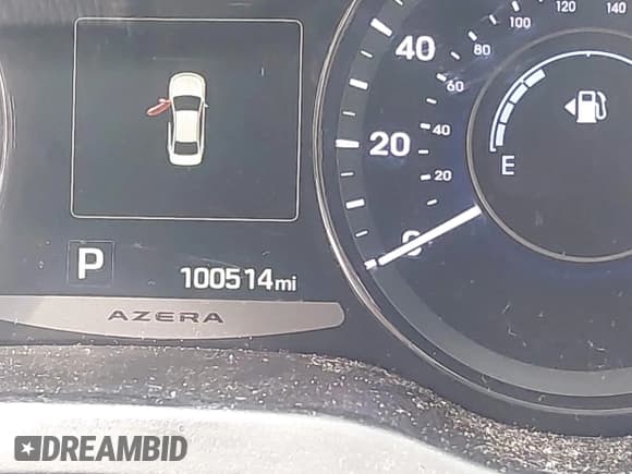 ✅ 2017 Hyundai Azera Limited • VIN: KMHFH4JG5HA572821 • Lot: 42449503. Listed on IAAI with 100,514 mi. Free auction sales archive from the USA and detailed vehicle history report at DreamBid. Image 15.