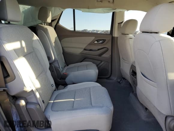 ✅ 2020 Chevrolet Traverse LT Cloth • VIN: 1GNERGKW9LJ142200 • Lot: 92275995. Listed on Copart with 80,978 mi. Free auction sales archive from the USA and detailed vehicle history report at DreamBid. Image 11.