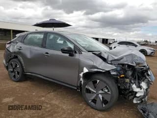 ✅ 2023 Nissan ARIYA Platinum+ • VIN: JN1DF0CD6PM709813 • Лот: 48906194. Опубликован ранее на Copart с пробегом 324 миль. Бесплатный доступ к архиву аукционных продаж из США и подробный отчёт об истории автомобиля на DreamBid. Изображение 4.