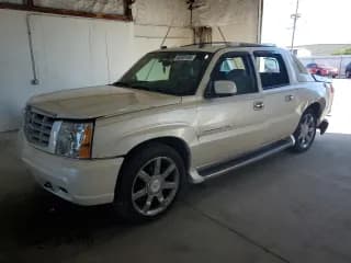 ✅ 2003 Cadillac Escalade EXT • VIN: 3GYEK63N63G152191 • Lot: 68928185. Listed on Copart with 211,023 mi. Free auction sales archive from the USA and detailed vehicle history report at DreamBid. Image 1.