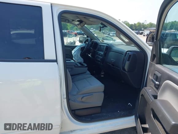 ✅ 2019 GMC Sierra 1500 • VIN: 2GTV2LEC6K1132787 • Лот: 42481421. Опубликован ранее на IAAI с пробегом 168 508 миль. Бесплатный доступ к архиву аукционных продаж из США и подробный отчёт об истории автомобиля на DreamBid. Изображение 5.