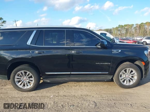 ✅ 2021 GMC Yukon SLT • VIN: 1GKS2BKD5MR253934 • Lot: 40993027. Listed on IAAI with 73,266 mi. Free auction sales archive from the USA and detailed vehicle history report at DreamBid. Image 13.